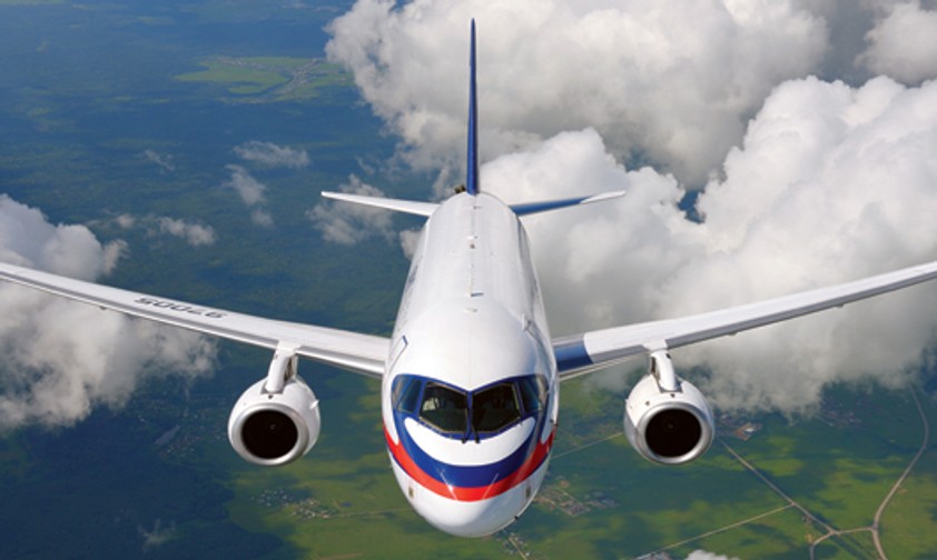 Superjet 100: Die neue Version B100 hat stärkere Triebwerke.