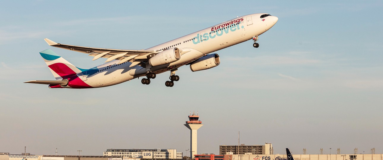 Jet von Eurowings Discover: Ein Teil des Names größer als der andere.