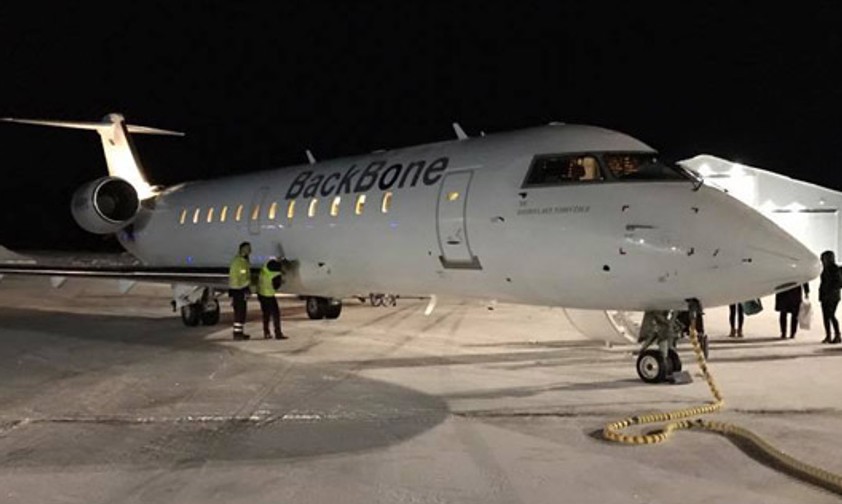 Backbone Aviation hätte im Winter für Powdair fliegen sollen. Doch die virtuelle Airline hob nie ab. Dadurch geriet auch die dänische Charterfluglinie in Schwierigkeiten. Mitte Januar <a href="https://www.aerotelegraph.com/powdair-aus-zwingt-backbone-zum-grounding" target="_blank" rel="noopener">stellte sie den Betrieb ein und meldete Insolvenz an</a>.