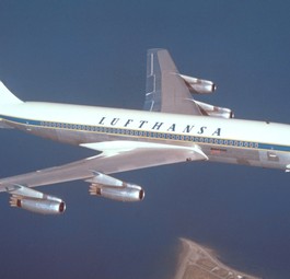 Boeing 707 von Lufthansa: Damit flog die Fluglinie in den 1960ern in die USA - war dort aber wenig bekannt.