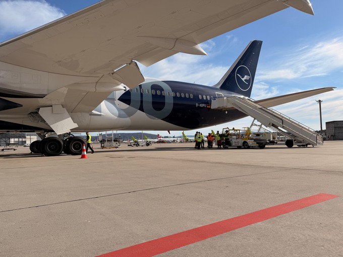 Die Boeing 787-9 mit dem Kennzeichen D-ABPU war auf dem Flug unterwegs.