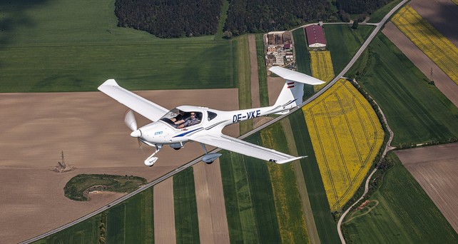 Diamond Katana: Das Flugzeug wird modernisiert.