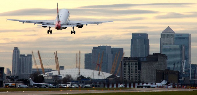 Er flog vom London City Airport (hier im Bild der Start) über Shannon nach New York JFK.