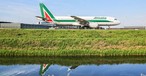 Airbus A320 von Alitalia: Die Zukunft der Fluggesellschaft ist ungewisser denn je.