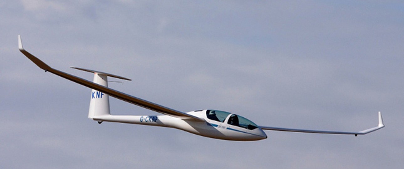 Segelflugzeug auf Kollisionskurs: Zwischen beiden Flugzeugen lagen nur etwa 100 Meter.