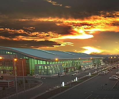 Der aktuelle Flughafen Tbilisi: Georgien wird einen neuen Airport bauen.