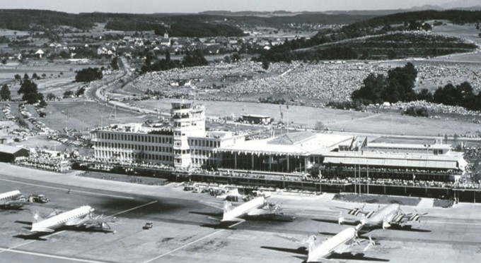 Eröffnung des Dock A im Jahr 1953.