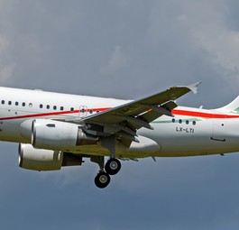 Airbus A318 von Global Jet: Unterwegs für Togo.