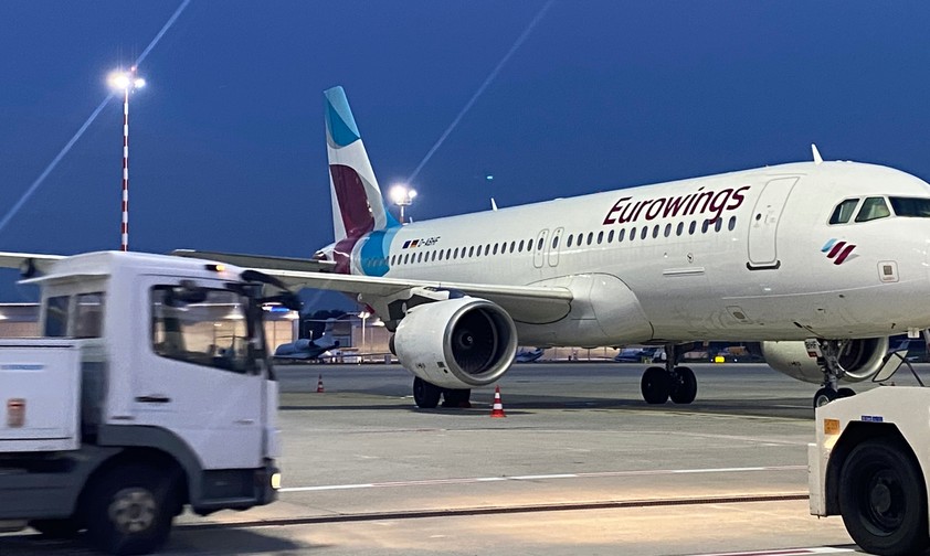 Eurowings-Jet am Flughafen Düsseldorf: Vorerst keine Flüge nach Israel.