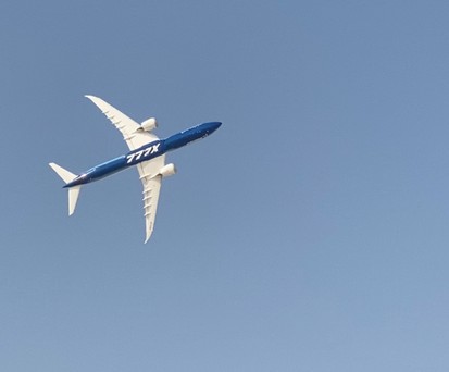 Boeing 777X in der Lufthansa: Die Cockpitcrew lieferte eine große Show.