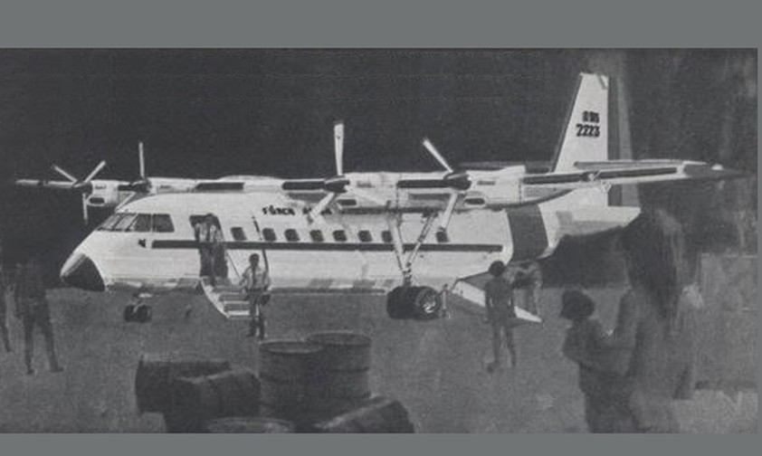 Kurz nach der Gründung begann Embraer ein neues Flugzeug zu entwickeln, das sowohl zivil, als auch militärisch genutzt werden konnte. Als Passagierflieger sollte die viermotorige EMB 500 Amazonas 30 bis 41 Reisenden Platz bieten und 500 Kilometer pro Stunde schnell fliegen. Das Projekt wurde dem Luftfahrtministerium präsentiert, aber von dort kam nie ein Auftrag für die 24 Meter lange Maschine.