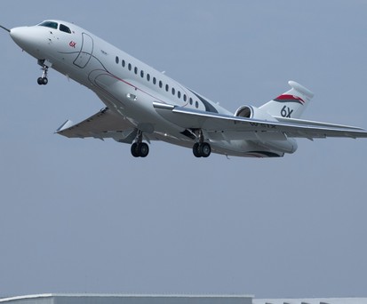 Die Falcon 6X beim Erstflug: Dassault hat den Termin eingehalten.