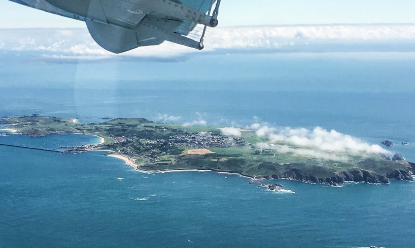 Alderney: Bisher fliegt nur eine Airline die Insel im Ärmelkanal an.