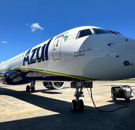 Embraer E195-E2 vom Azul: Die brasilianische Fluglinie ließ das Modell kurzzeitig ganz am Boden.