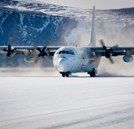 Lockheed L-382 Hercules von ASL: Dieses Flugzeug fliegt vor allem humanitäre Einsätze.