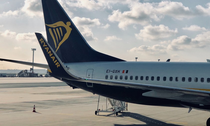 Flieger von Ryanair:  Zu Weihnachten will die Airline wieder in Irland fliegen.