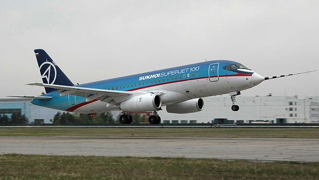 Bei Flugzeugen mit 91 bis 110 Sitzen taucht der große Flugzeughersteller Boeing mit 41 Prozent auf. Embraer schafft 32 Prozent, der russische Hersteller Sukhoi mit seinem Superjet kommt auf 3 Prozent.