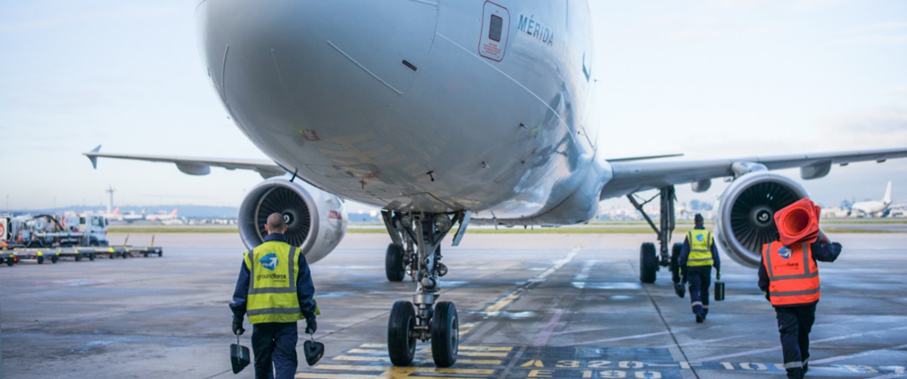 Flugzeug am Flughafen Lissabon: Treibstoff kann nicht mehr geliefert werden