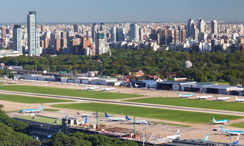 Stadtflughafen von Buenos Aires: Der militärische Bereich darf eigentlich nur von Staatsflugzeugen genutzt werden.