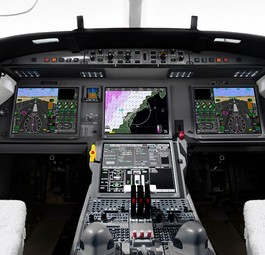 Auf Platz 3 befinden sich mit einem MOM von 0.90 die Modelle Falcon 7X (Cockpit im Bild zu sehen) und Falcon 8X von Dassault Aviation. Auch für die noch im Bau befindliche Falcon 6X gibt der Hersteller diesen Wert dann. Dazu gesellen sich Bombardier Global 5500 und Global 6500.