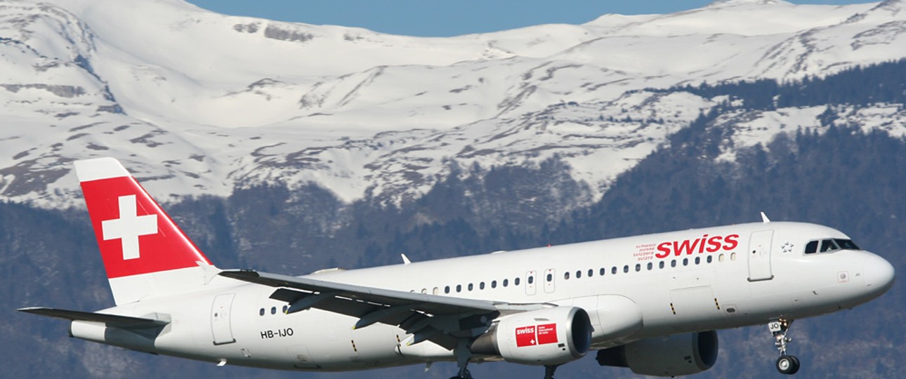 Jet von Swiss am Flughafen Genf: Nach Zürich bald Kompensationspflicht?