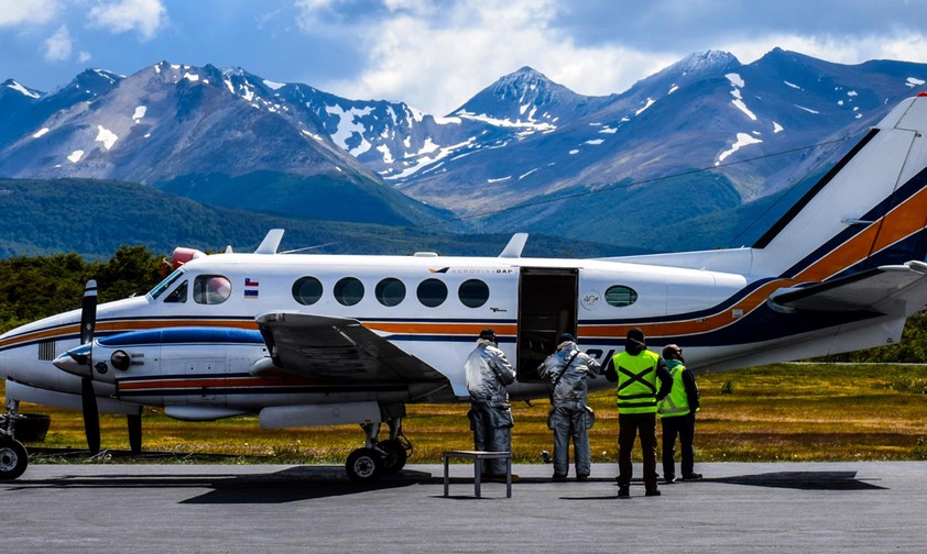 Die Beechcraft King Air 100 von Aerovías Dap wird untersucht: Etwas fehlt dem Flieger ...
