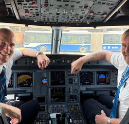 König Willem-Alexander im Airbus-Cockpit: Neuer Karriere-Abschnitt.
