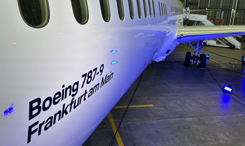 Boeing 787 von Lufthansa: Die D-ABPF heißt jetzt «Frankfurt am Main»