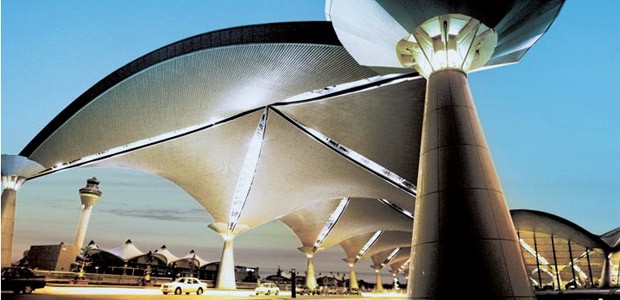 Kuala Lumpur International Airport: Hier steigen die beiden verdächtigen Passagiere zu.
