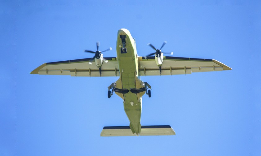 D-CNXT: Der Testflieger der Do 228 NXT in der Luft.