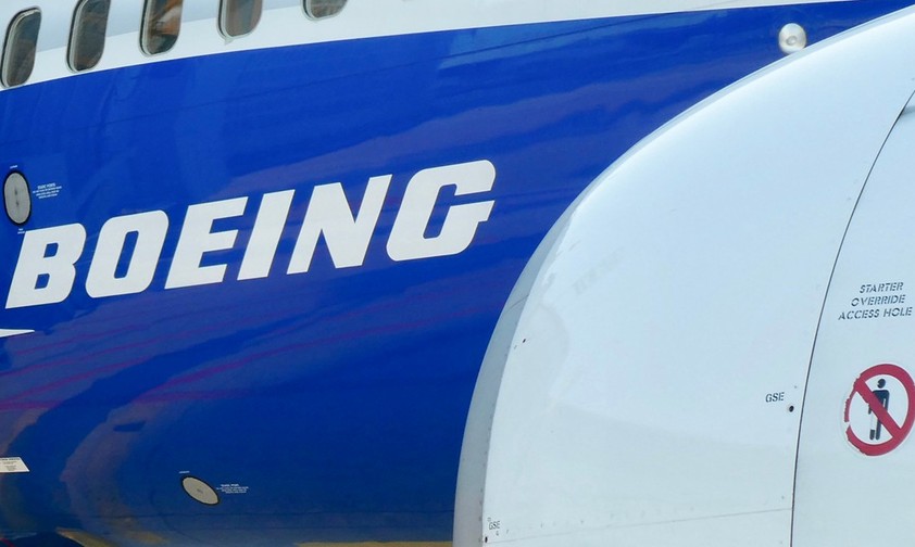 Flieger mit Boeing-Logo: Der Hersteller zahlt an Hinterbliebene.