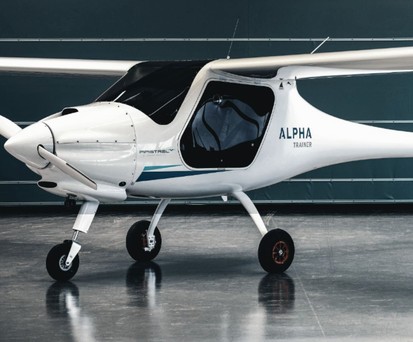 Platz 10: Pipistrel <span data-sheets-root="1" data-sheets-value="{&quot;1&quot;:2,&quot;2&quot;:&quot;Alpha Trainer ASTM&quot;}" data-sheets-userformat="{&quot;2&quot;:513,&quot;3&quot;:{&quot;1&quot;:0},&quot;12&quot;:0}">Alpha Trainer:  53 </span>Stück verkauft.