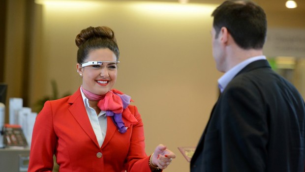 Wie im vergangenen Jahr landet Virgin Atlantic erneut auf dem ersten Rang. Neuerdings werden Passagiere in der Upper Class Lounge in Heathrow mit Google Glass eingecheckt. Allerdings ruht sich die Airline etwas auf ihren Lorbeeren aus, urteilt die Jury.