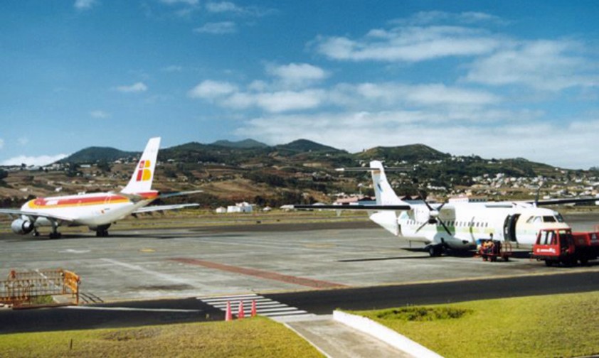 Aeropuerto de Tenerife Norte: Von hier aus fliegt Canair.