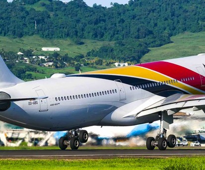 Airbus A330 von  Air Belgium: Die Airline sucht einen Käufer.