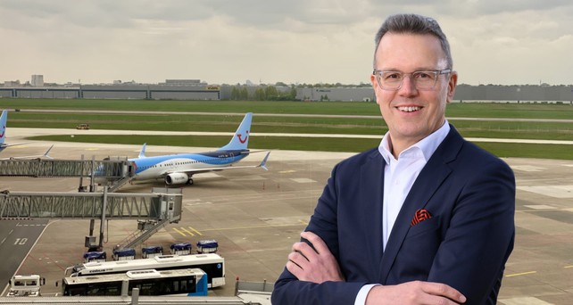 flughafen hannover martin roll tuifly