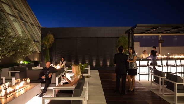 Platz 9: Air New Zealand, Los Angeles LAX. Sie war die erste Lounge, die sowohl einen Innen- als auch einen Außenbereich hat.