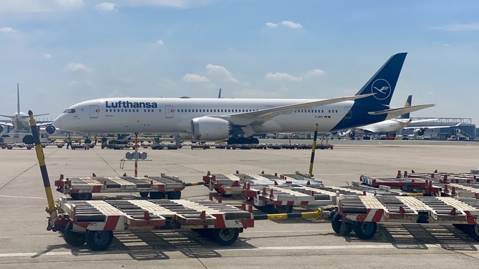 ... für die Verladung ins Flugzeug.