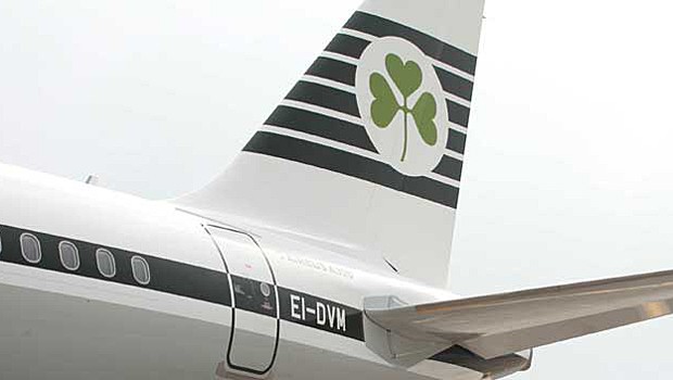 Heckflosse von Aer Lingus im Retro-Look: Wechselt die Airline den Flughafen?