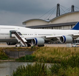 ... Monat vorher sah die Boeing 747-8 noch so aus.