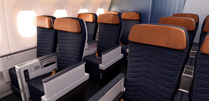 Gediegen wirkt auch die Premium Economy in einer 2-4-2-Konfiguration.