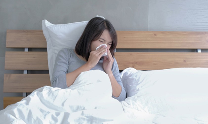 Mit Schnupfen im Bett: Fließt bei Singapore bisher in die Bewertung ein.