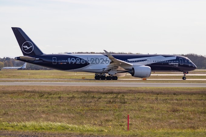 ... wurde am Airport Köln/Bonn ...