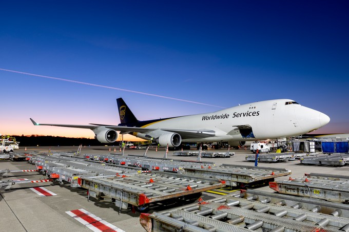 Boeing 747 von UPS am Flughafen Köln/Bonn.