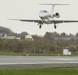 Phenom-300 in Bremen: Das neue System soll bei schlechtem Wetter helfen.