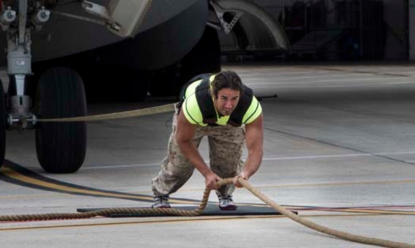 Mensch statt Schleppfahrzeug