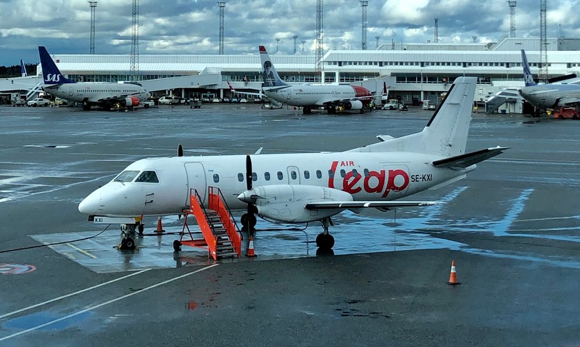 <span style="font-weight: 400;">Im Januar 2022 forderte die Covid-19-Pandemie ein weiteres Opfer. Die schwedische Regionalairline <a href="https://www.aerotelegraph.com/schwedische-regionalairline-air-leap-stellt-betrieb-ein">Air Leap stellte am 24. Januar ihren Flugbetrieb ein</a>. Die Fluggesellschaft überlebte die zwei Pandemie-Jahre nur dank staatlicher Unterstützung und konnte ohne die nicht weitermachen.</span>