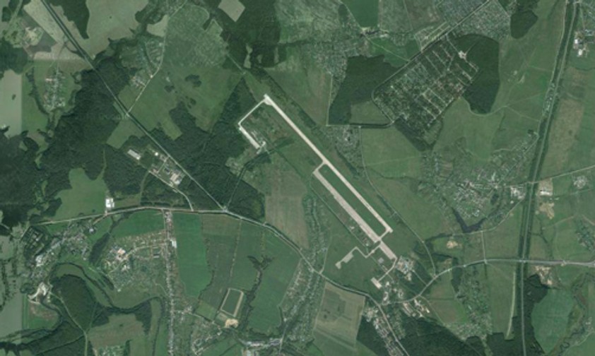 Der Flughafen Jermolino: 67 Kilometer südwestlich von Moskau.