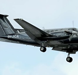 Beechcraft 200 Super King Air von Small Fly: Die maltesische Airline gewann eine Ausschreibung in Italien.