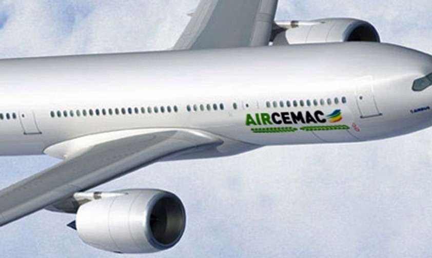 Flieger in den Farben von Air Cemac: Ein Papiertiger.